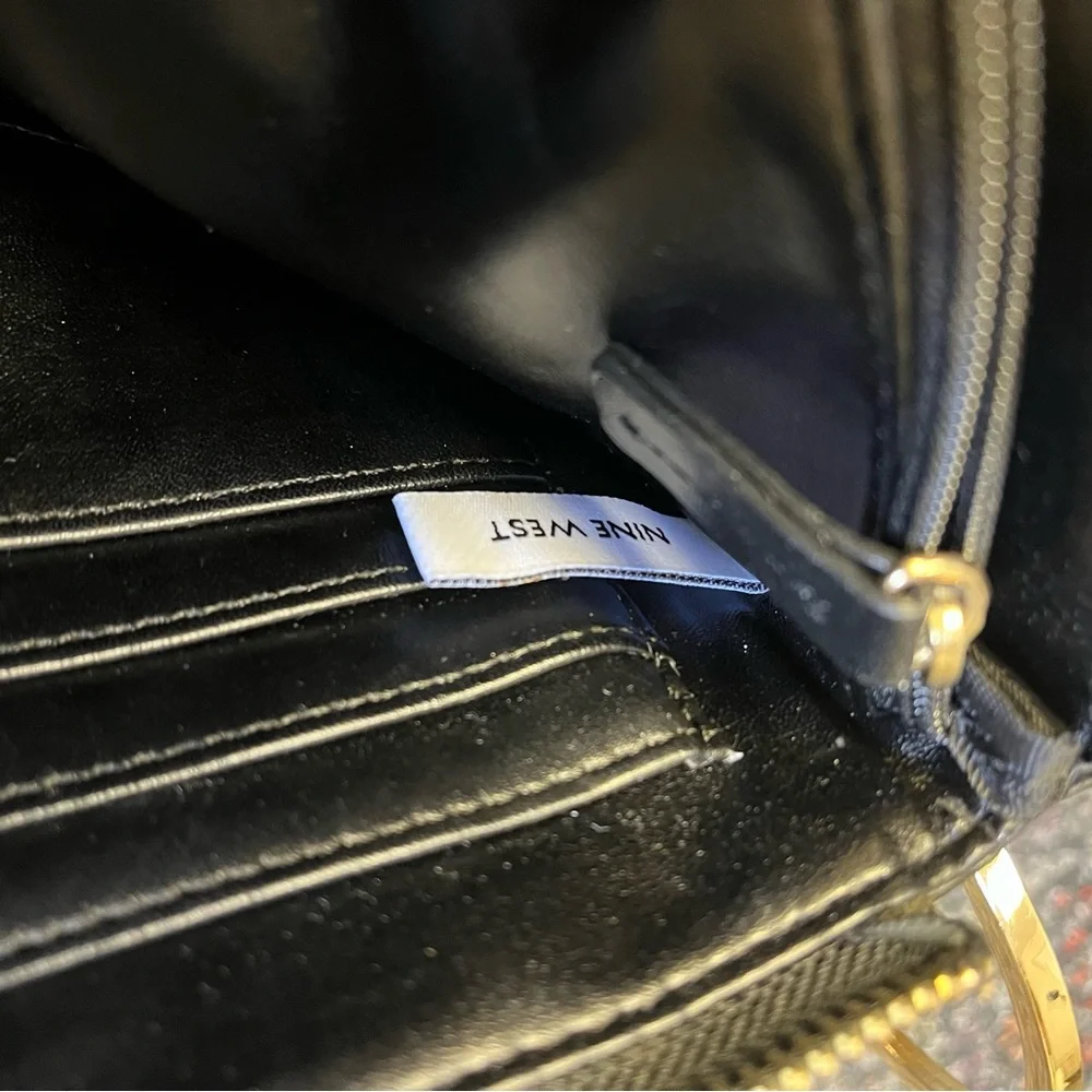 Nine West Black Snakeskin Faux Leather Bracelet Zip Wristlet with YSA Monogram
